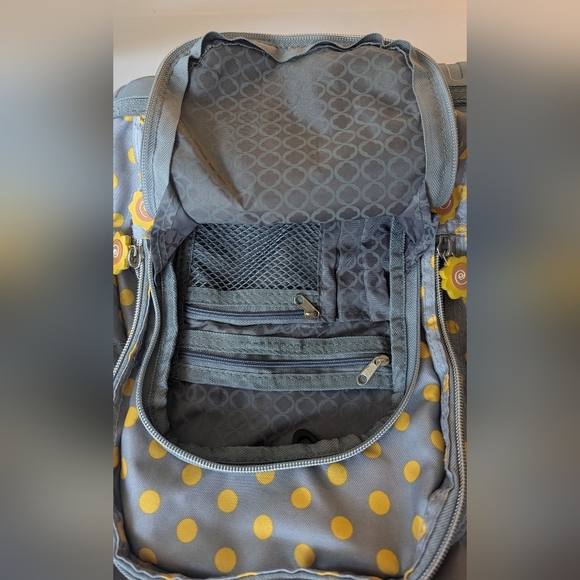 J World New York Lollipop Kids Rolling Backpack - Picture 7 of 17